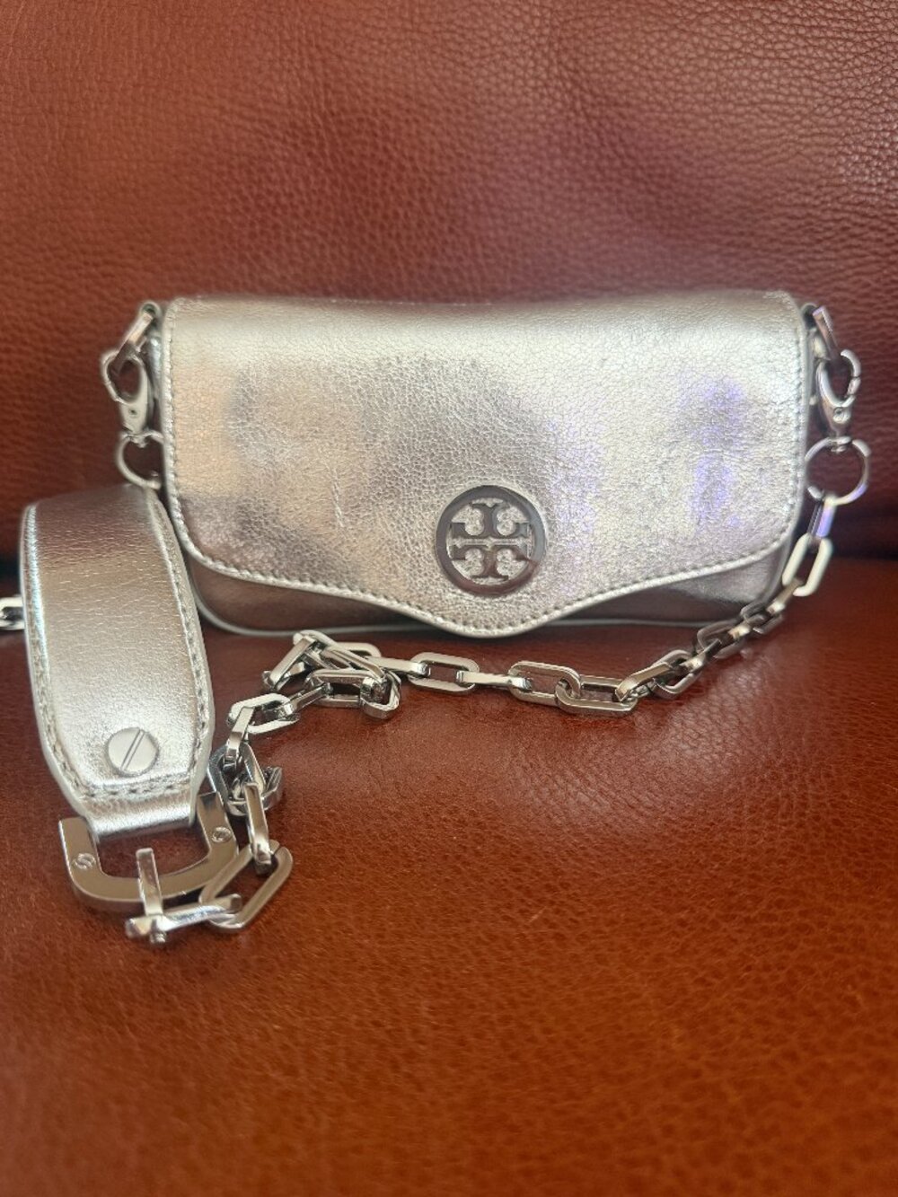 TORY BURCH MINI ROBINSON METALIC SILVER CHAIN CROSSBODY BAG